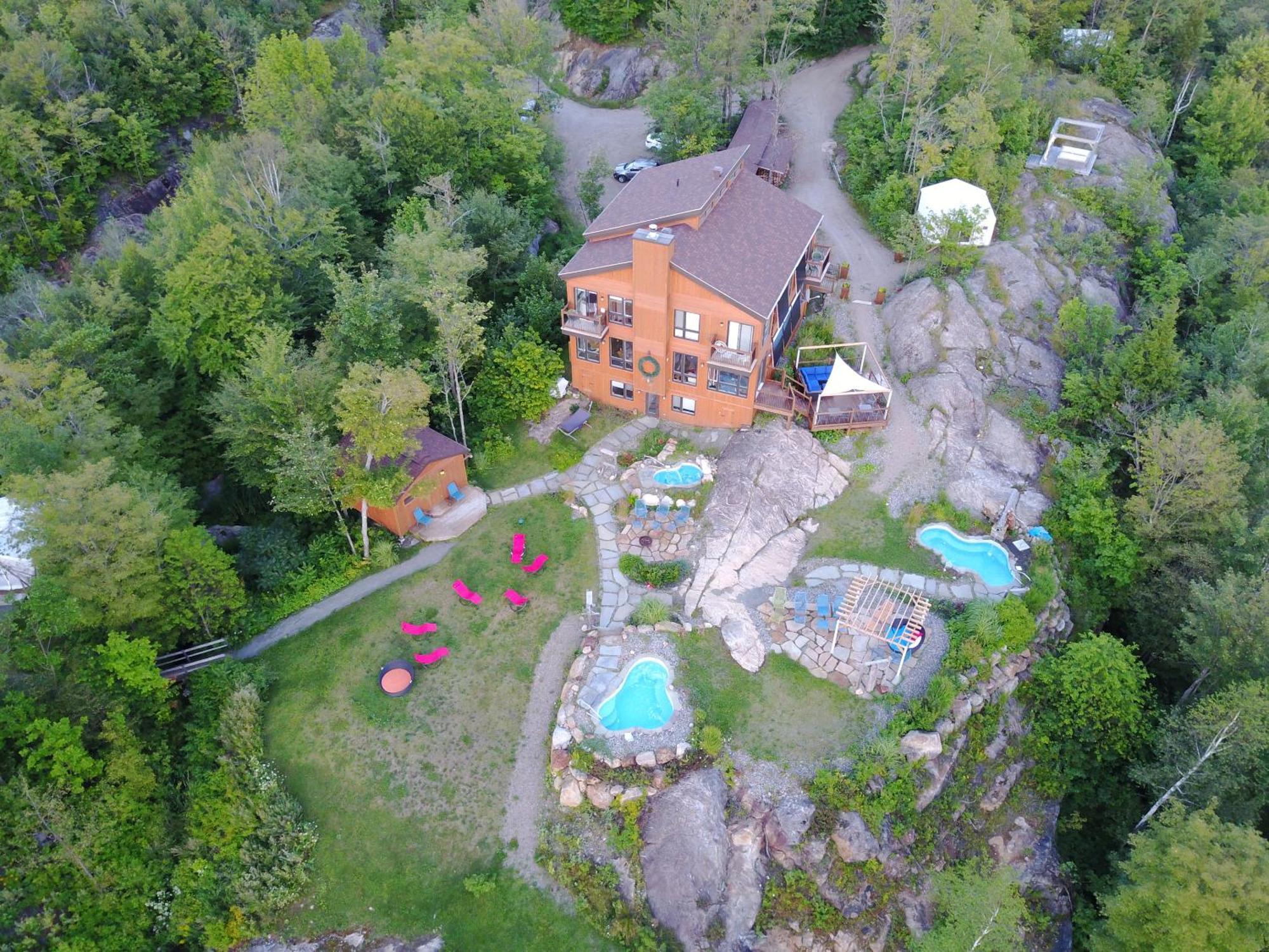 Éco Spa Highland Grenville-Sur-La-Rouge Exterior foto