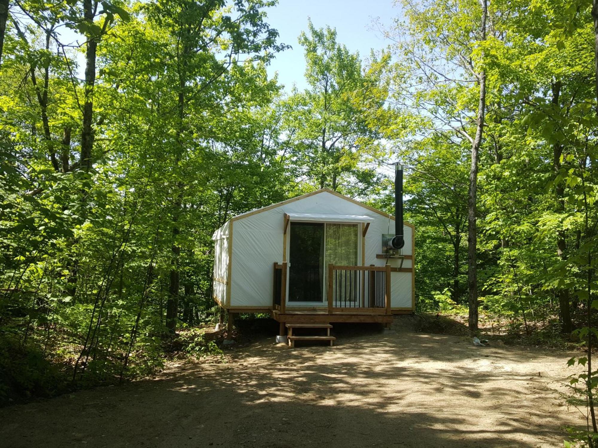 Éco Spa Highland Grenville-Sur-La-Rouge Habitación foto